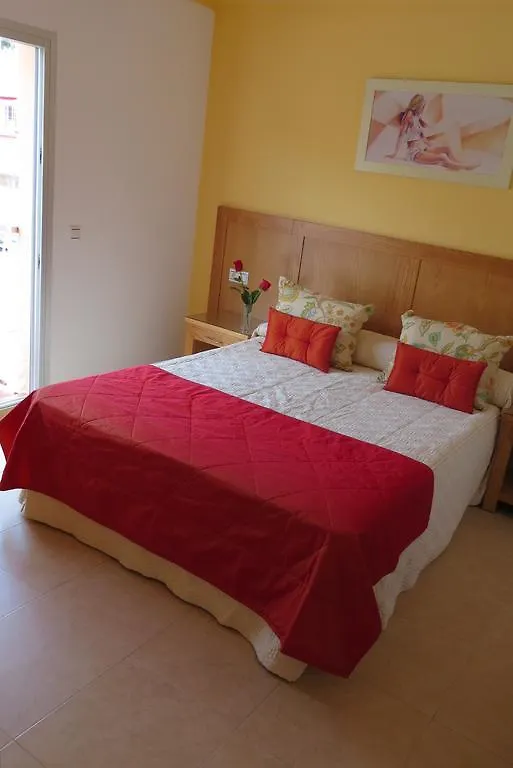 Apartamentos Turisticos Las Yucas Torre Del Mar 0*,  Spain