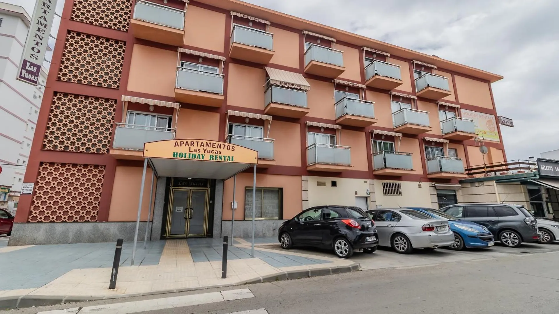 Apartamentos Turisticos Las Yucas Torre Del Mar Spagna
